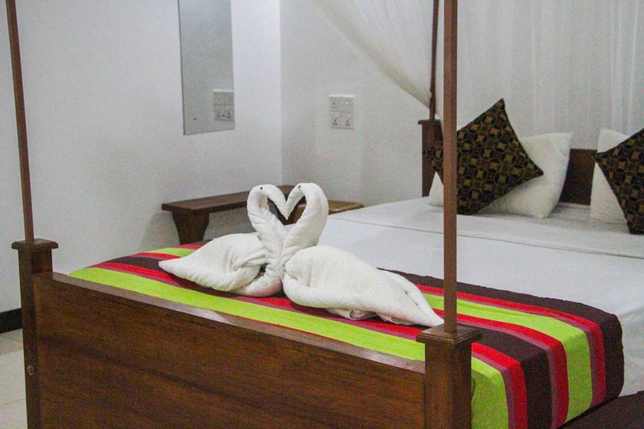 Sigiriya Mana B&B Extérieur photo