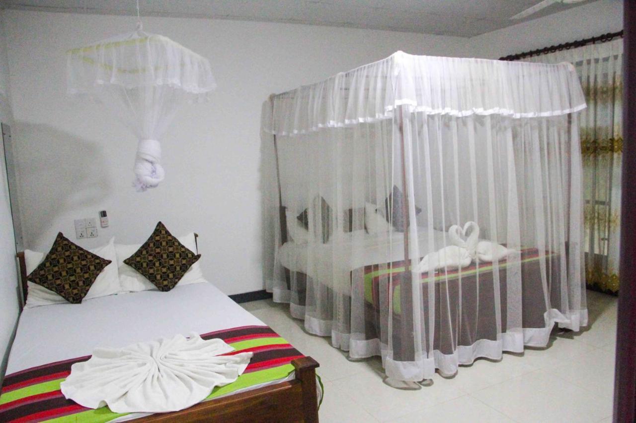 Sigiriya Mana B&B Extérieur photo