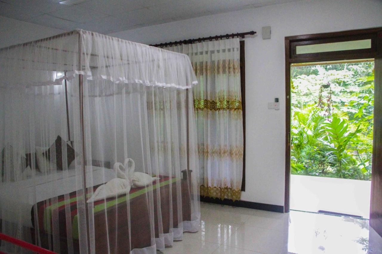 Sigiriya Mana B&B Extérieur photo